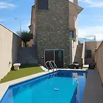 Ideal House To Get To Know Semesterbostad