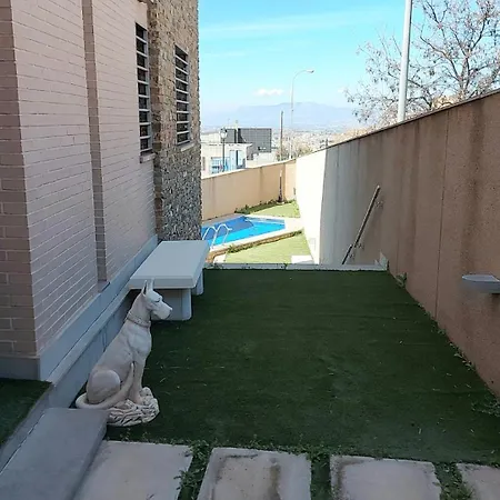 Ideal House To Get To Know *