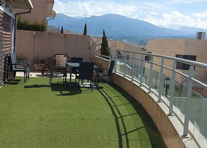 Ideal House To Get To Know * Granada